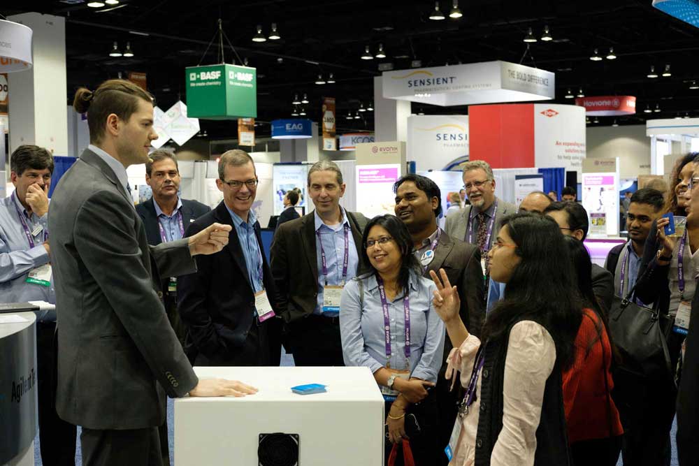 Agilent-Denver-Trade-Show-Crowds